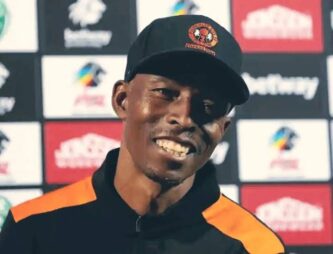 Phuti Mohafe ready to bring Orlando Pirates closer to PSL title with win over Mamelodi Sundowns: ‘If the three points are available, then why not? Let’s get them!’